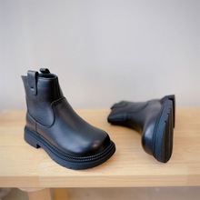 2025秋冬新款童鞋男童时尚简约马丁靴韩版真皮百搭女童洋气时装靴