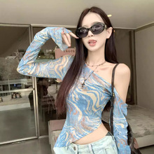 美式复古晕染印花露肩长袖防晒T恤女夏季不规则下摆修身辣妹上衣