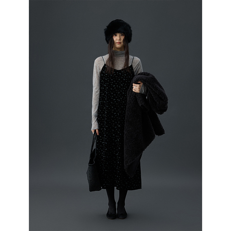 时简 层次感穿搭 V领丝绒碎花微弹连衣裙冬季经典A版吊带裙02317