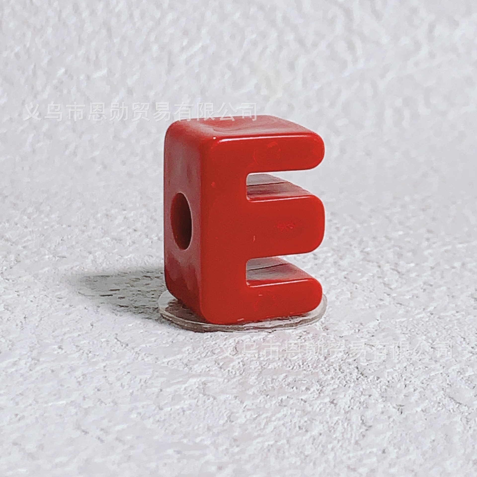 E (Red)