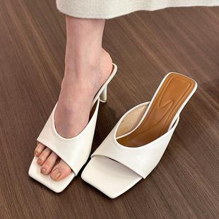 French Style Vintage creamy-white Square Heel Sandals and Slippers Women's Summer New Style Thin Heel Sandals and Slippers