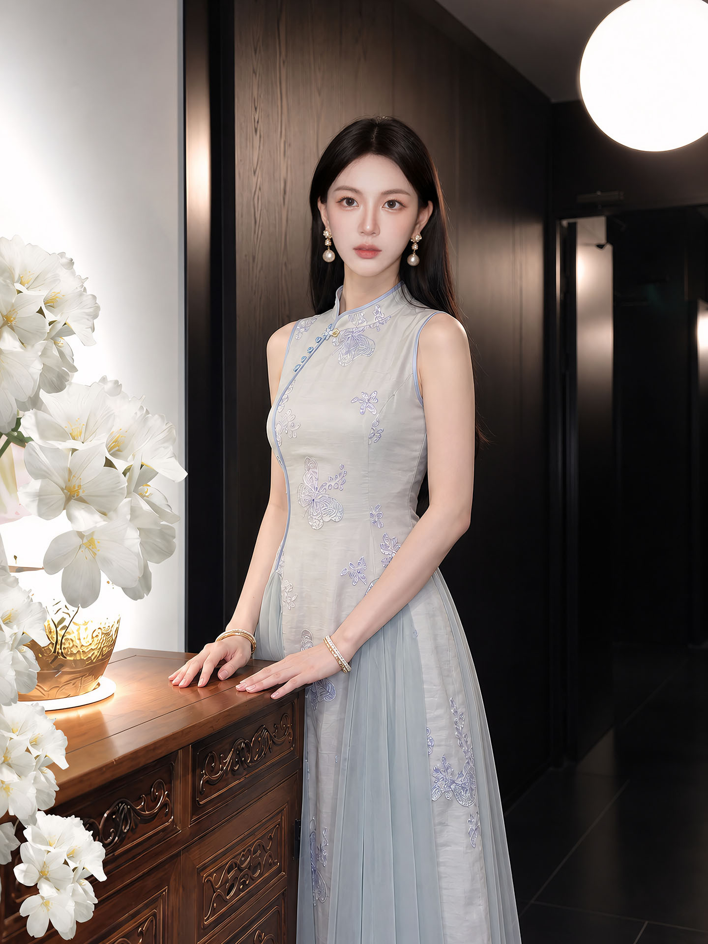 Đầm maxi nữ thắt eo kiểu sườn xám cách tân không tay dáng dài — màu xanh nhạt