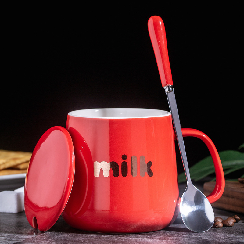 Rojo brillante + tapa de porcelana + cuchara exclusiva