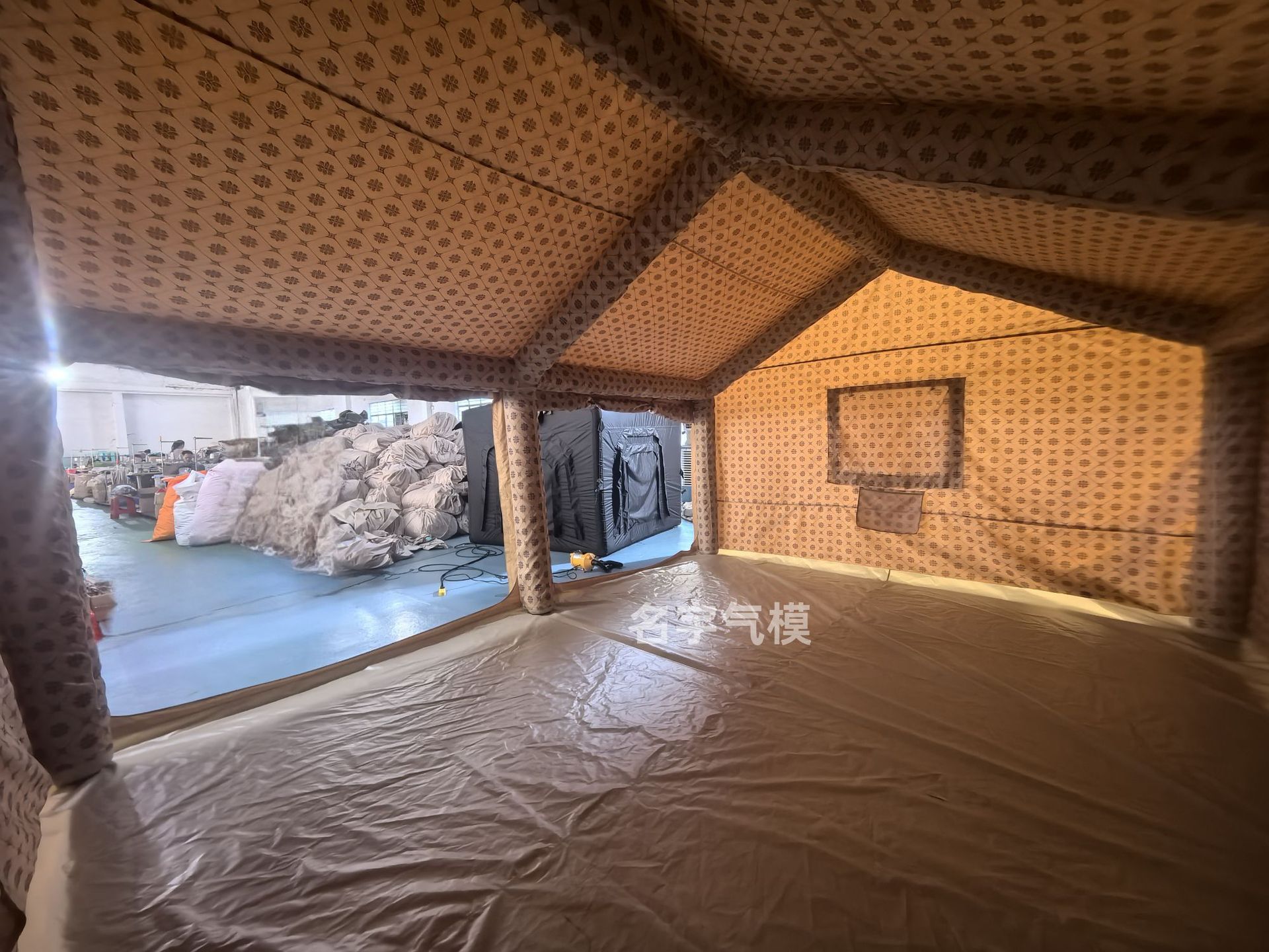 Cross-Border Customization Factory Direct Sales Arabian Tent Qatar Tent Middle East Inflatable Tent Desert Camping Style Tent
