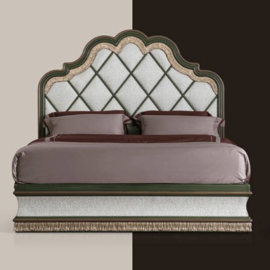 Italian Furniture Savio Firmino American-Style Light Luxury Hand-Carved Mattress Solid Wood Bed Neoclassical