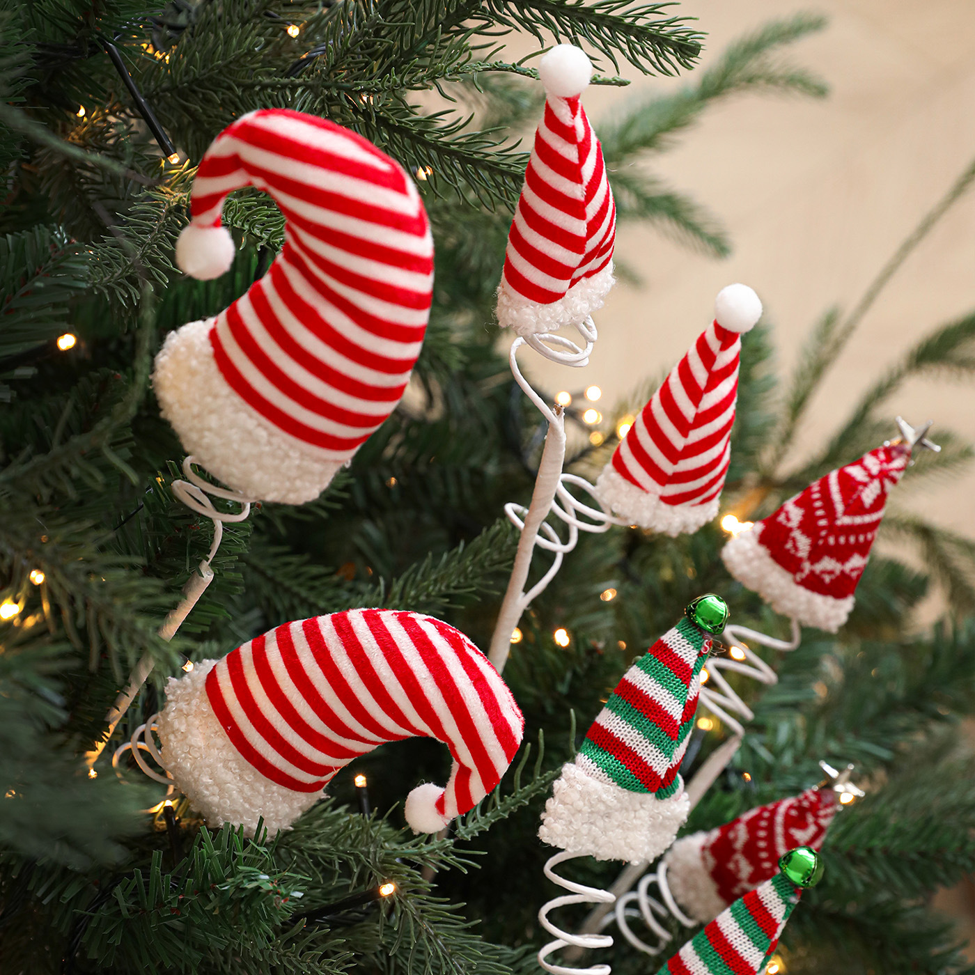Navidad transfronteriza gancho botas sombreros juguetes de peluche primavera bobinado muñecas de plástico decoración de fiesta de Navidad
