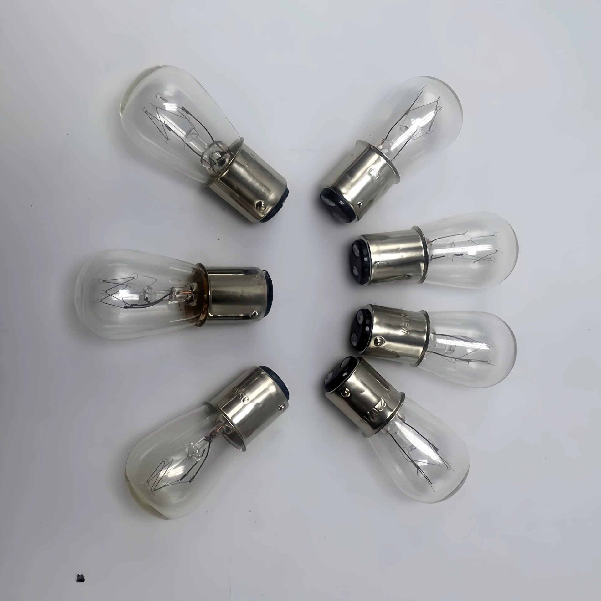 Маленькая лампа байонет B 15 220V 110V 36V 24V15W для холодильника, станков, приборов