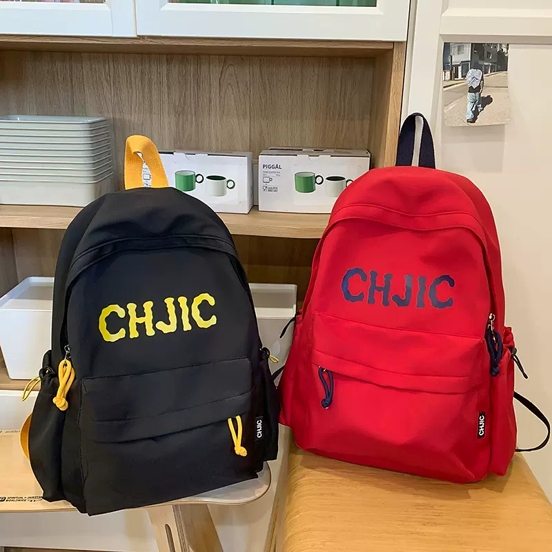 书包初中学生日系复古大容量休闲初中生双肩包轻便百搭背包女旅游