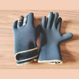 潜水用品;溯溪鞋;冲浪帆板