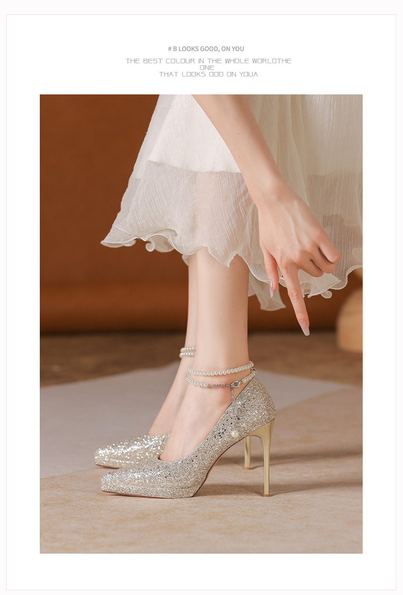 Svatební boty na platformě s flitry a perlovým řetízkem_voghion.com