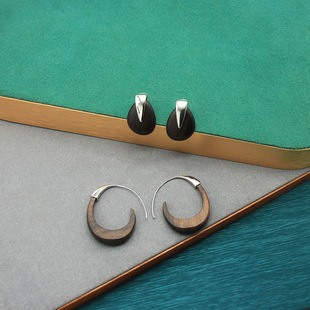 ����ʽ��̴ľ���hС���OӋ�߼��ж��ŮC��ľ�|��Ȧ�p�ݏ͹Ÿ�