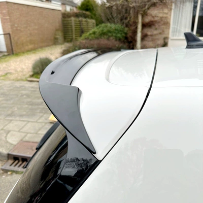Modified Rear Wing Oris – Fixed wind wing