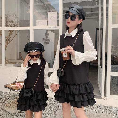 Family Set Autumn Outfit  New Mother and Daughter Set Hepburn Style Korean Black Cake Edge Frill Dress Set