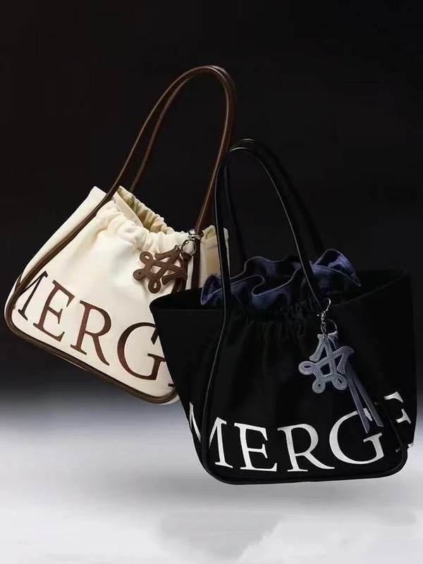 MERGE 单肩包帆布包包跨境女包时尚简约纯色抽绳女士联名子母包|undefined