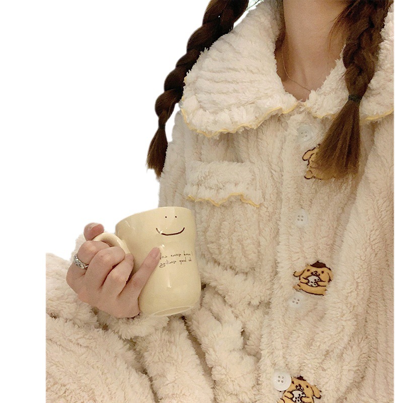 Simple estilo japonés franela chica pijamas de lana de coral Otoño e Invierno manga larga desgaste del hogar engrosada Internet celebridad estilo traje