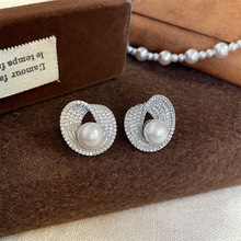 微镶满钻锆石高级感珍珠几何耳钉轻奢爆闪不规则小巧精致银色耳饰