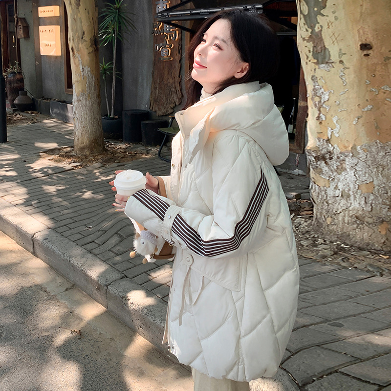 2024 nueva moda coreana suelta y gruesa chaqueta de algodón con capuchón chaqueta de algodón de moda
