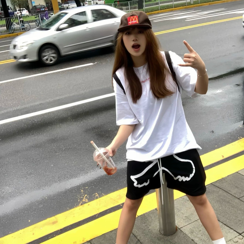 American-Style Street Peace Dove Print Knee-Length Shorts for Men, Summer Casual Streetwear Versatile Sports Shorts