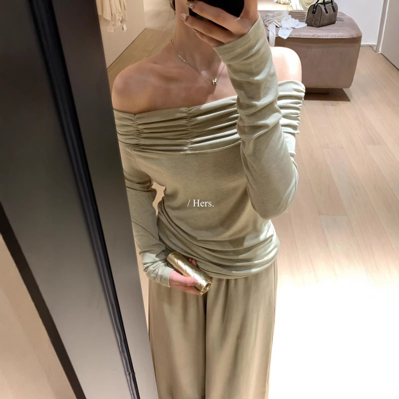 Hers One Spoon of Sweetness Spring Korean Style Slim Fit Simple Chic Pleated Off-Shoulder Long Sleeve Blouse 80108