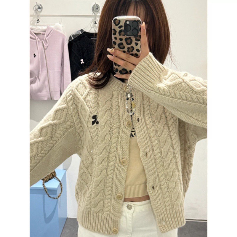 Now 2025 New Autum Korean Designer Rr Heavy Twist Cardigan Button Knitwear Pure Color Jacket for Women