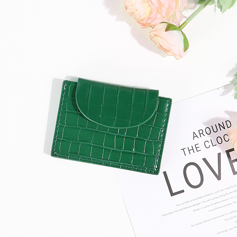 Cartera corta de cuero de camarón para mujer 2023 nuevo titular de tarjeta plegable ultrafino suave pu pequeño simple cartera de mujer