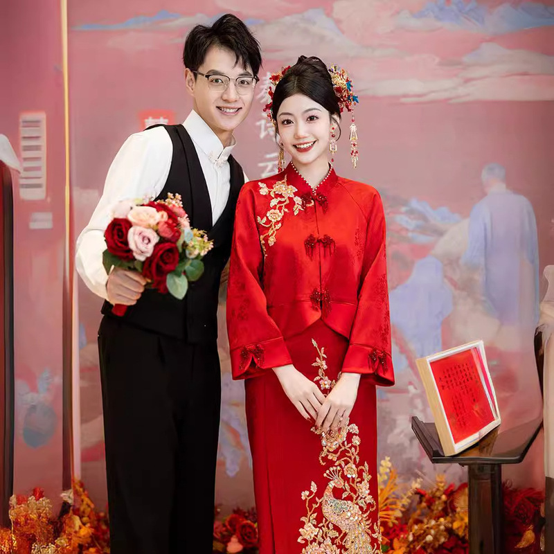 Traditional Chinese Style Bridal Dress 2024 Set, Modernized Cheongsam, Hanfu-Inspired, Artistic Retro Outfit for Women