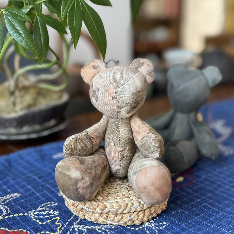 Nuevo oso muñeca muñeca Lu bordado tela de mosaico bolsas de juguete para niños productos acabados colgantes adornos de dibujos animados para el hogar oso