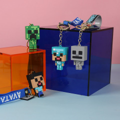 PVC製ソフトプラスチック製のマインクラフトキーホルダー、漫画風のかわいいカップル用ペンダント、地域販促用の小さなギフト、車用の楽しいペンダント