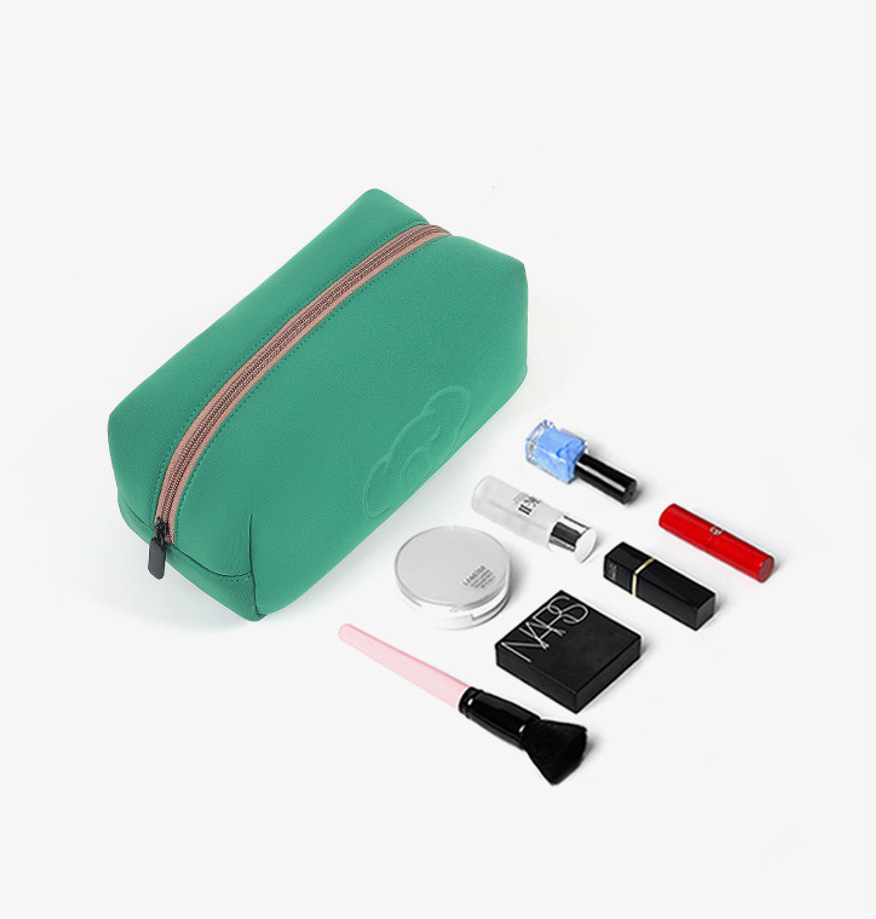 Ǳˮ�ϻ�ױ������Ůʿ���û�ױ����Я���ɿɰ���ױ��ѹӡLOGO