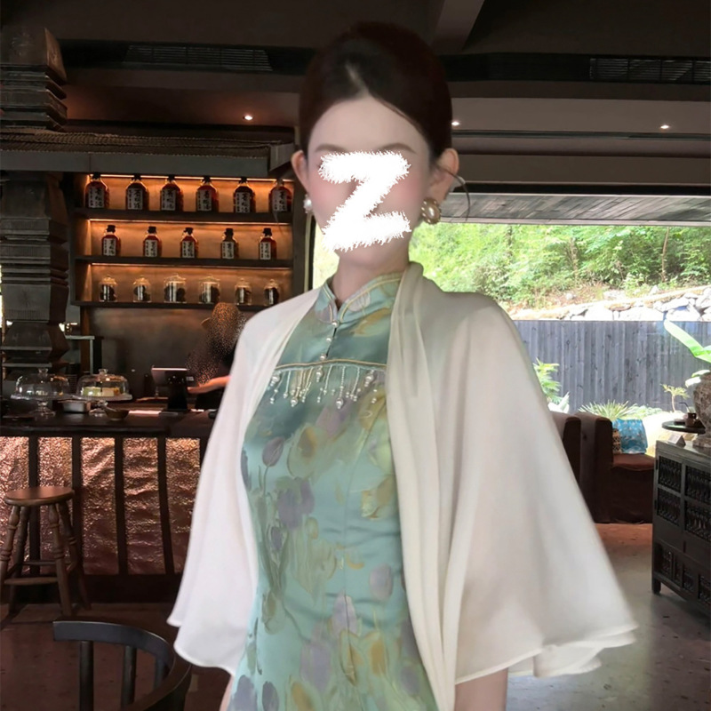 Summer Fashion New Chinese-Style Silhouette Lightweight and Flowing Lace Splicing Misty Acetate Versatile Shawl Top P0634 Summer Fashion New Chinese-Style Silhouette Lightweight and Flowing Lace Splicing Misty Acetate Versatile Shawl Top P0634
