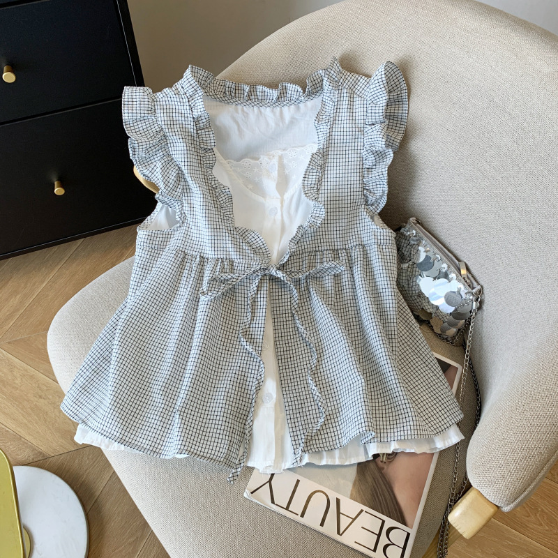 ドーパミンライトブルーフリルフェイクツーピースノースリーブシャツ女性の夏のルーズデザインレースかわいいトップ|undefined
