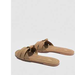 ZA2025�ļ��¿�ƽ�כ���ЬŮƤ��һ�����ļ��ٴ�ƽ�����m��Ь����