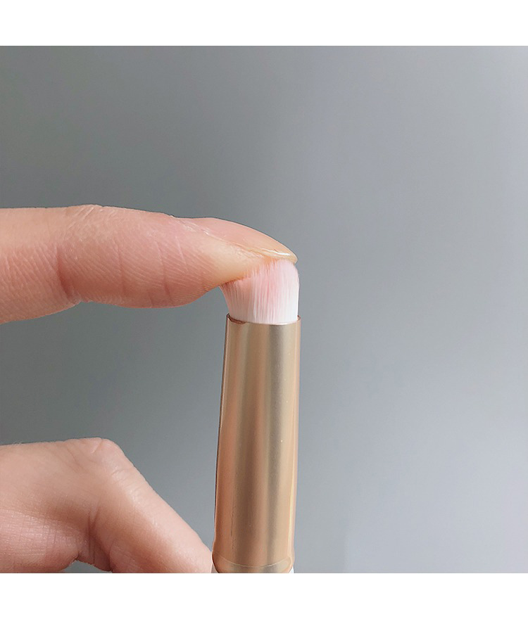 Wholesale of new mini round-head lip brushes with caps, single portable lipsticks, lipstick brushes, smudging brushes and makeup brushes undefined