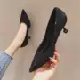 浅口法式尖头少女中跟鞋