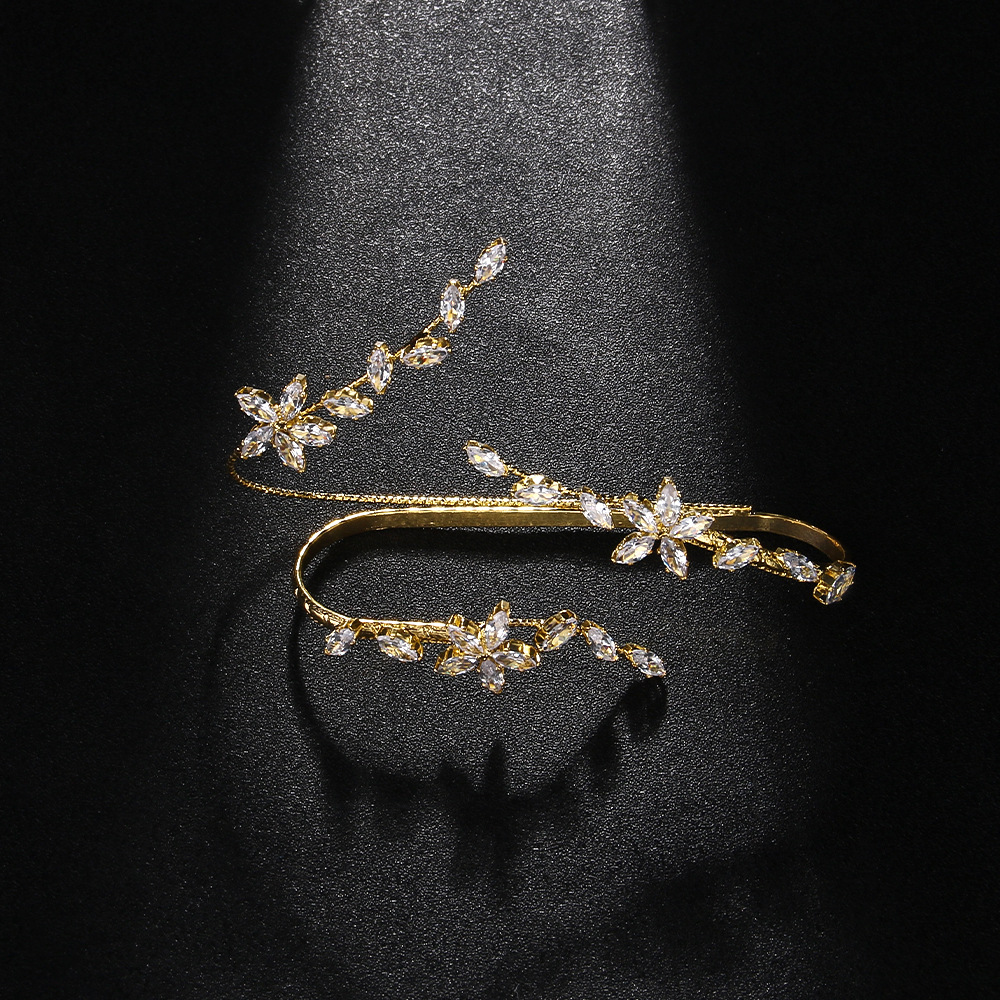 Brazalete de flores de moda europea y americana alta sensación de zircon brazalete abierto accesorios de boda brazalete de mujer