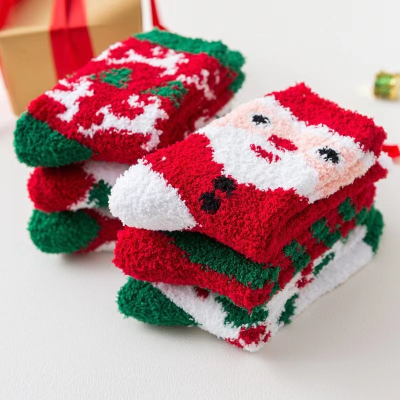 冬の靴下サンゴのベルベットのクリスマスの靴下の子供のサンタクロースの家の保温の床の靴下のヘラジカの漫画の睡眠の靴下|undefined