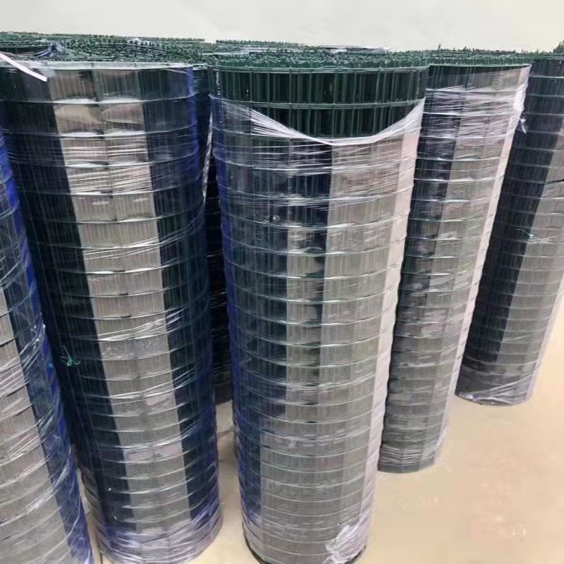 厂家现货供应果园围网圈地农场隔离护栏养殖铁丝网围挡硬塑荷兰网