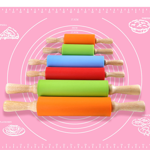 Rolling pin with silicone non-stick surface for making dumplings and noodles, suitable for home use and wholesale.