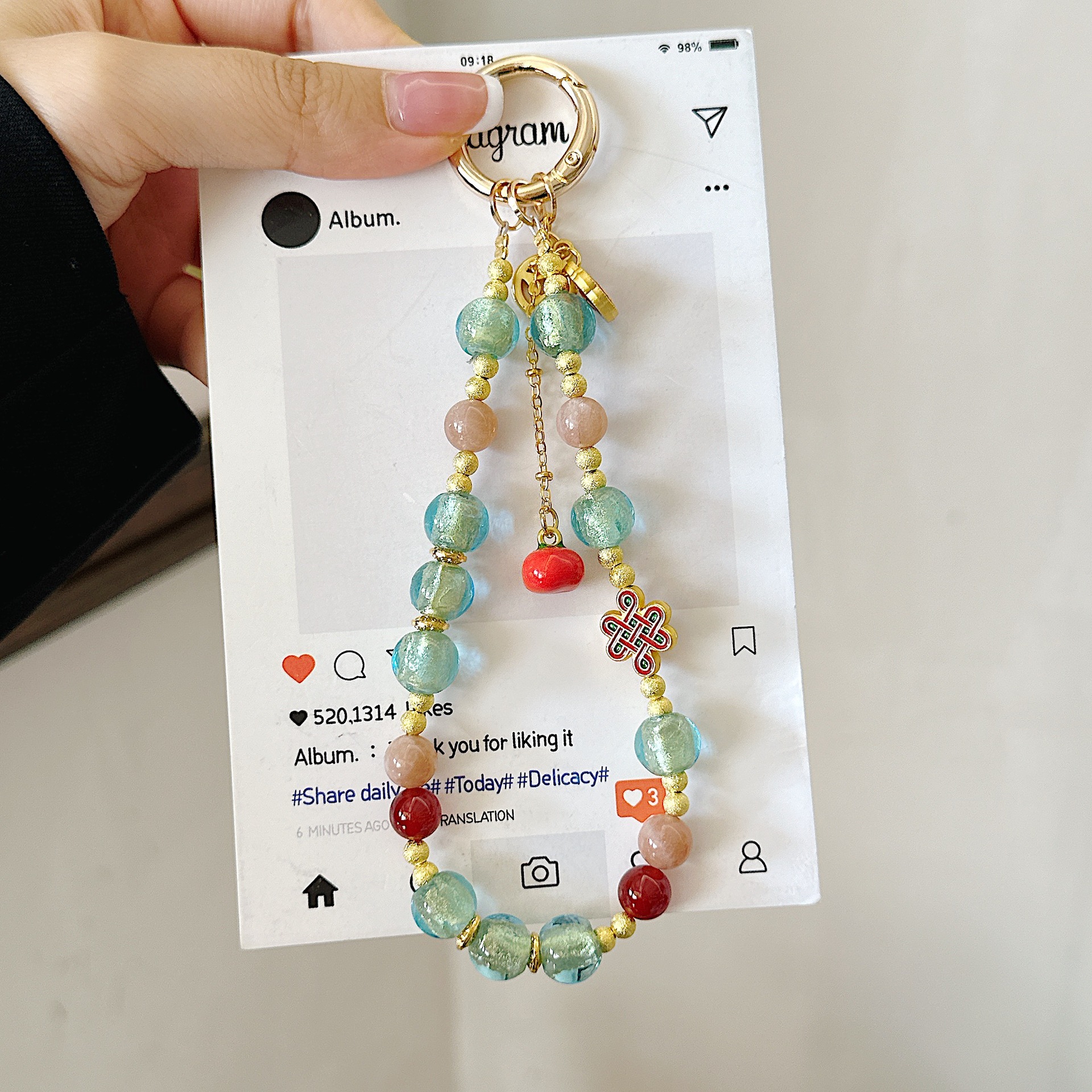 Boutique hecho a mano de alta gama cadena de teléfono móvil pulsera de caqui de vidrio de hoja de oro cordón de teléfono móvil de moda colgante de bolso corto