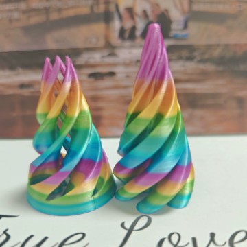 둥근 크리스마스 트리 무지개 캔디 색상 레이어드 무작위