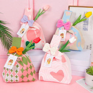 Trendy Handbags, Women's Bags, Gift Bags, Wrist Bags, Knitted Tote Bags, Bucket Bags, Handbags, Souvenirs