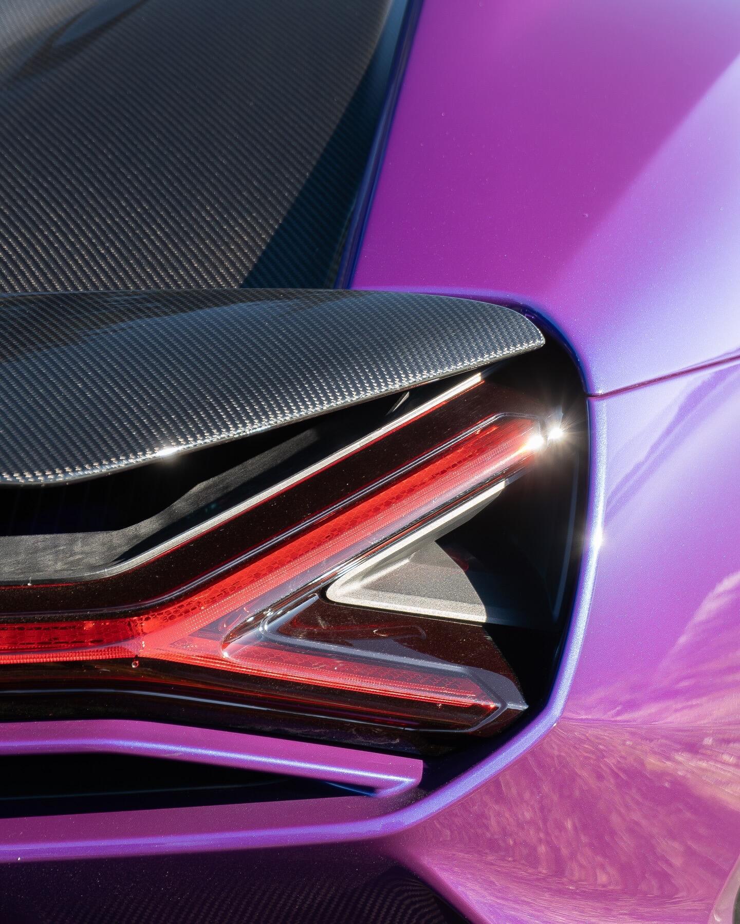 Suitable for Lamborghini's new Aventador Revuelto, modified with original OEM upgraded dry carbon fiber body kit