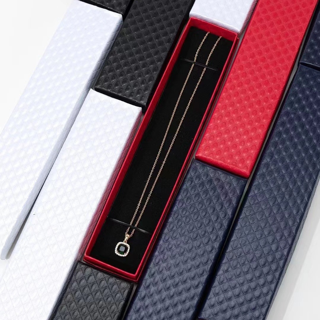 Tiktok red caja de horquilla roja patrón de piña caja de pulsera larga caja de embalaje de joyería negra peine de melocotón caja de regalo