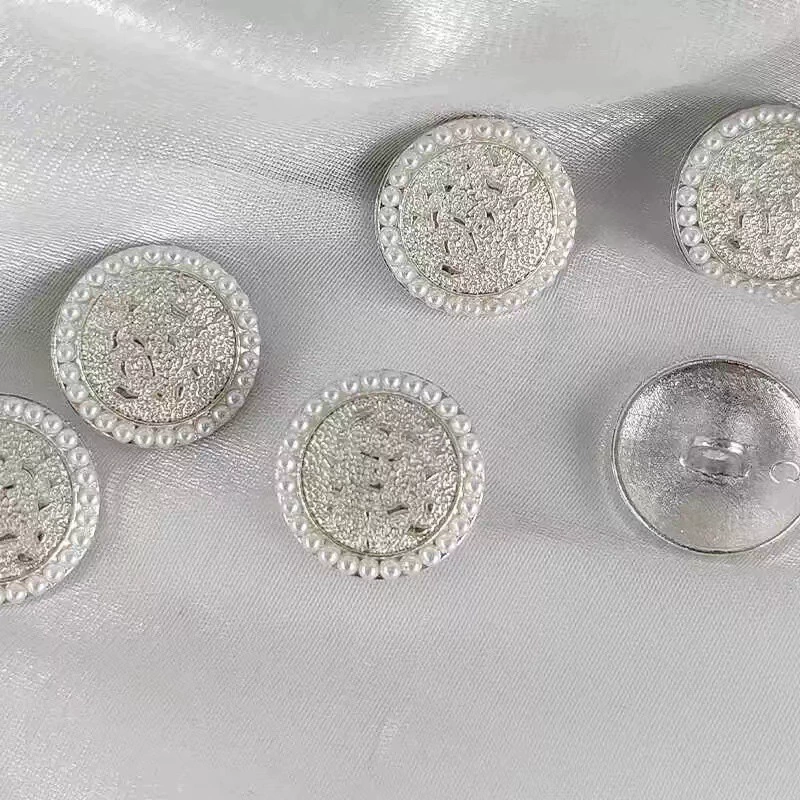 Изысканный бархатный металлический кардиган, рубашка, аксессуары