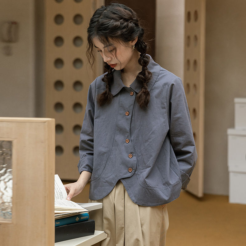 日本式の毛磨きの常規はやせたデザイン感があります。polo襟の上着の女性は朝の秋の襟の長袖の純色、ボタンのシャツです。|undefined
