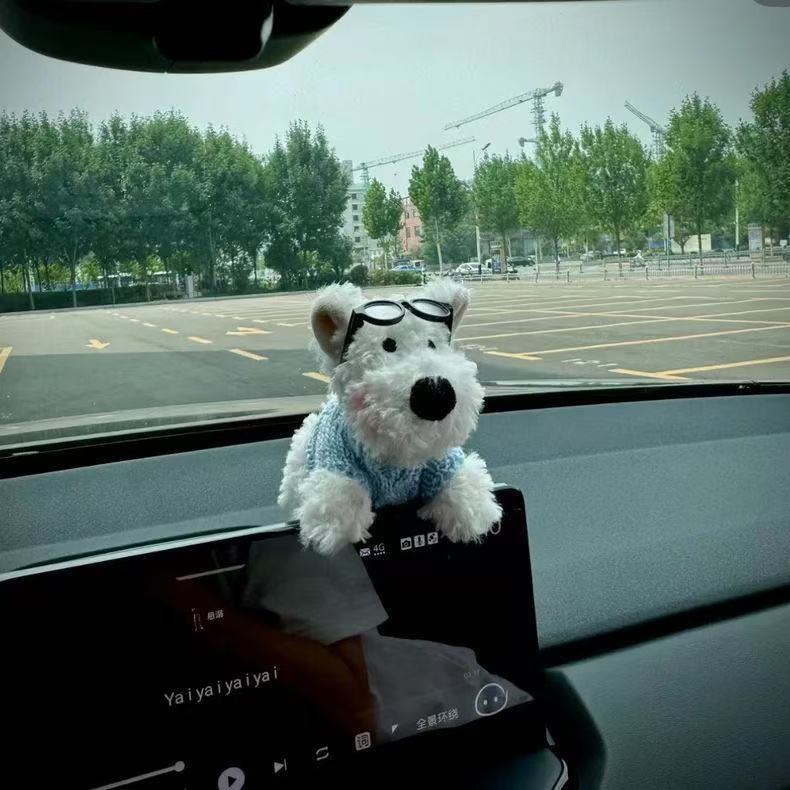 かわいいウエストハイランド子犬車の中央制御画面装飾品ぬいぐるみ人形車の装飾車のインテリアアクセサリー|undefined