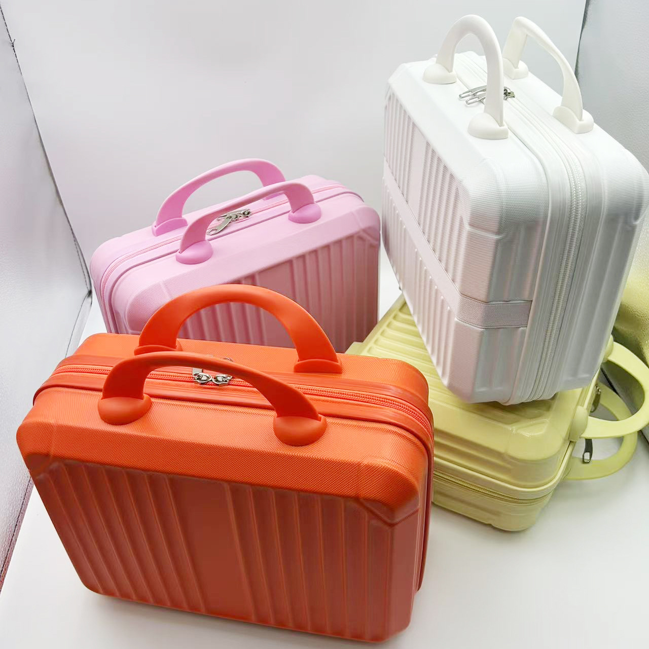 レトロポータブル 14inch 化粧品ケース小さなスーツケースミニ軽量お土産収納化粧品バッグパスワードスーツケース