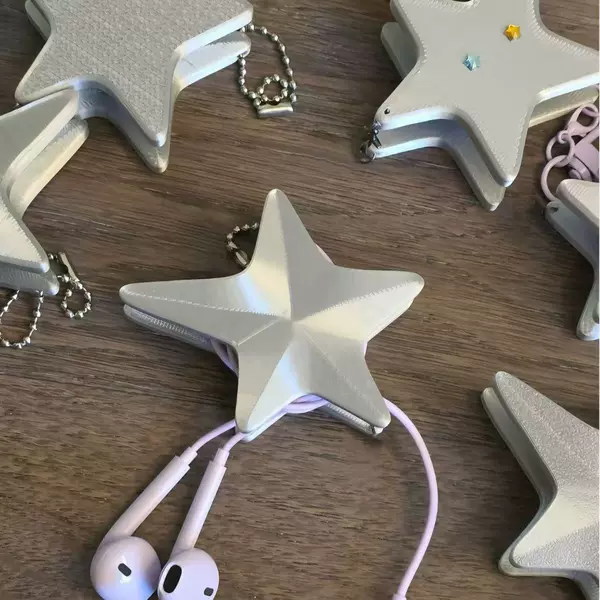 Ins-style cute star-shaped earphone cable organizer, portable data cable storage bag, girly-style cable organizer