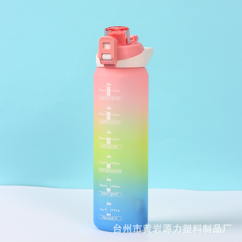 Nueva moda de gran capacidad al aire libre esmerilado taza de plástico gradiente deportes botella de agua portátil colorido espacio taza de beber directa