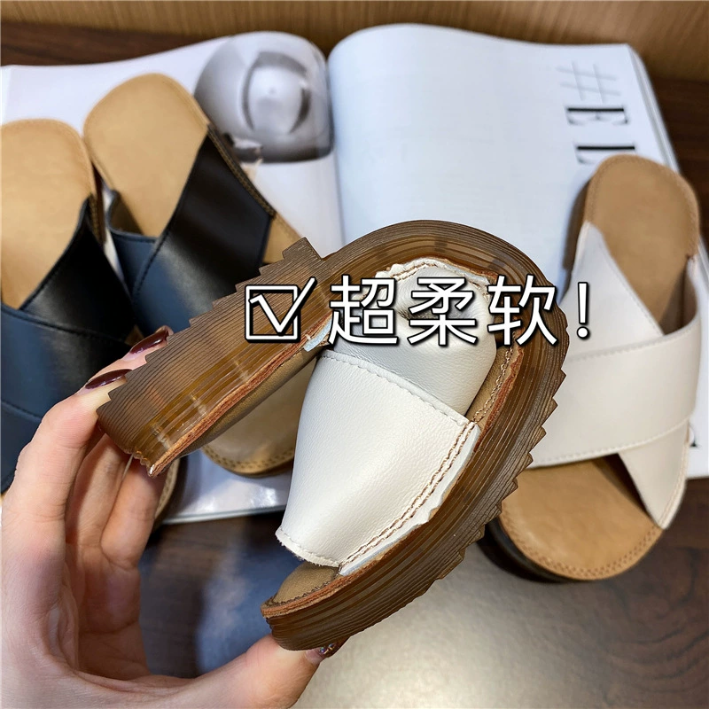 Summer BI, soft super!Any folding leather cross -bottomed slippers Women's sandals women's flat slippers